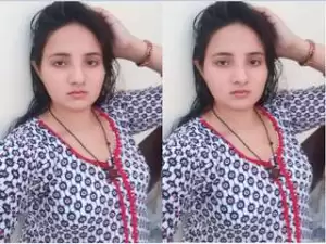 Today Exclusive- Sexy Paki Girl Showing Her Boobs and Pussy Part 1