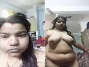Today Exclusive- Sexy Bhabhi Showing Big Boobs and Pussy