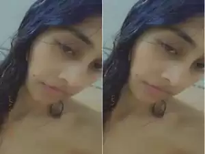 Today Exclusive- Cute Desi Girl Record Her Nude Selfie