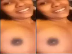 Today Exclusive- Cute Tamil Girl Showing Her Boobs and Pussy