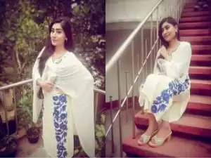 Today Exclusive- Sexy Bangla Girl Showing Her Boobs part 2