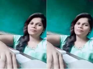 Today Exclusive- Sexy Desi Girl Showing Her boobs and Pussy Part 4