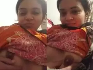 Today Exclusive- Sexy Paki Girl Showing Her Boobs and Pussy Part 3