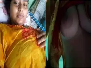 Today Exclusive-Sexy Desi girl Showing Her Big Boobs and Wet Pussy