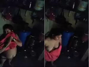 Today Exclusive- Desi Bhabhi Bathing and Wearing Cloths Part 5
