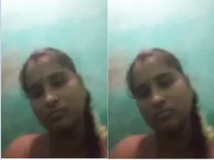 Today Exclusive- Mallu Bhabhi Fingering