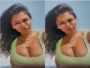Today Exclusive- Sexy NRI Girl Showing Her Big Boobs And Blowjob Part 2