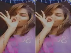 Today Exclusive- Desi Tamil Girl Showing Her boobs and Pussy On Video Call Part 3