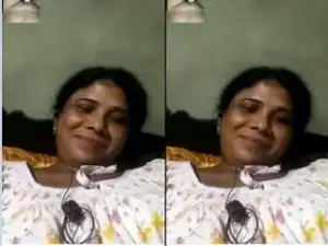 Today Exclusive-Desi Bahbhi Showing Her Pussy On Video Call