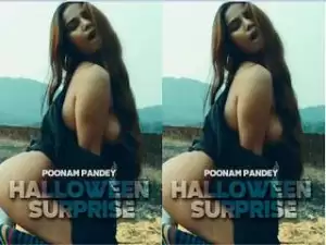 Today Exclusive-Halloween Surprise – Poonam Pandey