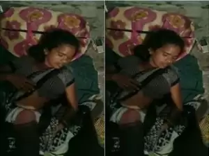 Today Exclusive- Village Bhabhi Blowjob