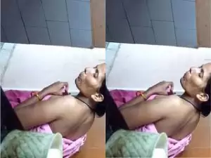 Today Exclusive- Desi Bhabhi Boobs Record In Hidden Cam