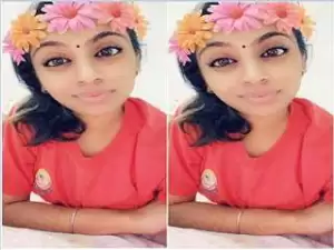 Today Exclusive- Tamil Malaysian Girl Showing Her Boobs Part 3