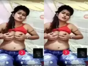 Today Exclusive-Cute Desi Girl Showing Her Boobs on Video Call Part 2