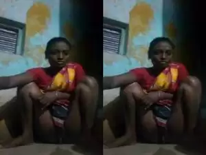 Today Exclusive- Bhabhi Showing Pussy