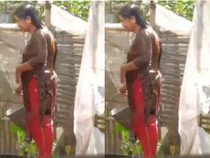 Today Exclusive- Boudi Out Door Bathing Record in Hidden Cam