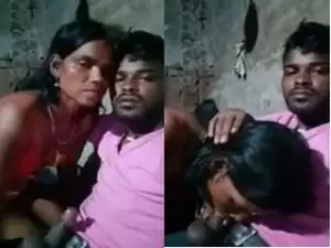 Today Exclusive- Desi Village Bhabhi Blowjob