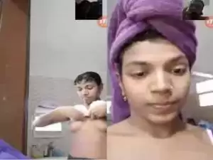 Today Exclusive-Cute Desi Girl Showing her Boobs