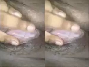 Today Exclusive- Desi Village Girl Showing Her Nude Body and Bathing part 1