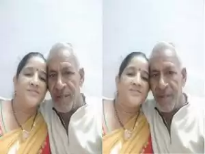 Today Exclusive- Desi Mature Cpl Romance and Fucking part 5