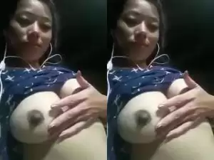 Today Exclusive-  Assamese Boudi Showing Boobs