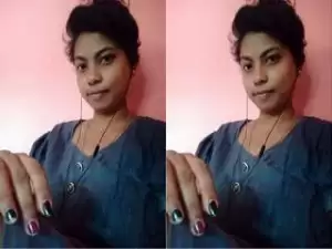 Today Exclusive- Sexy Desi Girl Showing Her Boobs and Pussy part 1