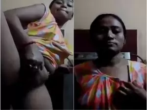 Today Exclusive-  Assame Boudi Showing Her Boobs and Pussy On Video Call Part 4