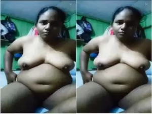 Today Exclusive- Desi Village Bhabhi Showing her Boobs and Pussy Part 3