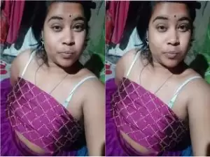 Today Exclusive- Sexy Odia Girl Showing Her Boobs and Pussy