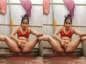 Today Exclusive- Desi Village Girl Fingering Part 1