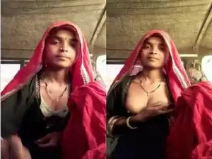 Today Exclusive- Horny Desi Bhabhi Showing her Boobs and Masturbating Part 4