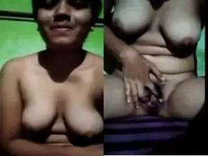 Today Exclusive – Desi Village Girl Showing her Nude Body