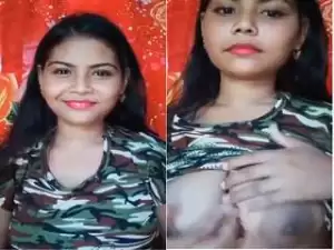 Today Exclusive – Cute Desi Girl Showing Her Boobs and Pussy