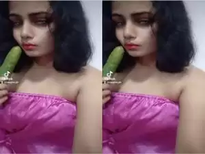 Today Exclusive – Cute Desi Girl Showing her Boobs part 3