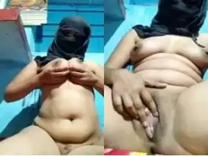 Today Exclusive – Horny Desi Girl Showing Her Boobs and Pussy Part 1