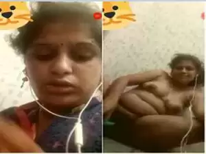 Today Exclusive – Sexy Desi Bhabhi Masturbating On Video call