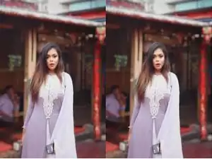 Today Exclusive- Sexy Desi Girl Showing Boobs and Pussy Part 2