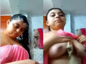 Today Exclusive- Desi Girl Record her Bathing Video