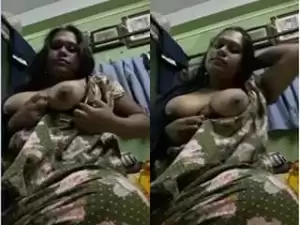 Today Exclusive- Horny Desi Bhabhi Showing Her Big Boobs and Pussy Part 1
