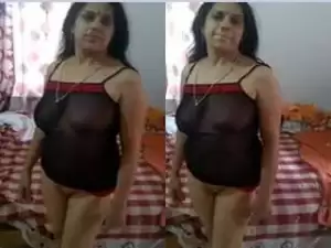 Today Exclusive- Desi Bhabhi Nude Video Record By Hubby Part 1