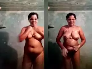 Today Exclusive- Tamil Bhabhi Record her Bathing Video Part 2