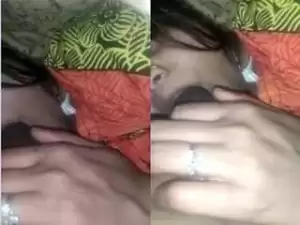 Today Exclusive- Sexy Desi Wife Blowjob