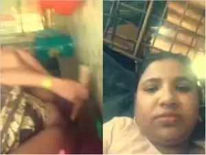 Today Exclusive- Horny Desi Bhabhi Masturbating