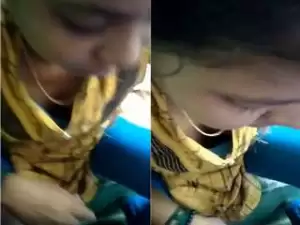 Today Exclusive- Desi Gf Boob Pressing and Blowjob