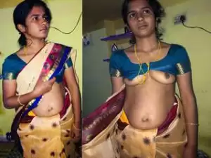 Today Exclusive- Famous Tamil Girl Maya Showing Her Boobs and Pussy On Video Call part 3