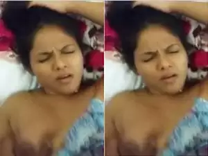 Today Exclusive- Tamil Wife Boob Pressing and Fucked