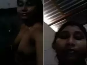 Today Exclusive- Desi Girl Record Her Bathing Video For Lover