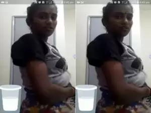 Today Exclusive- Tamil Girl Showing her Boobs Part 2
