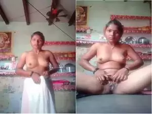 Today Exclusive- Sexy Village Bhabhi Showing Her Boobs and Pussy Part 2