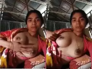 Today Exclusive- Village Girl Showing Her Boobs and Pussy